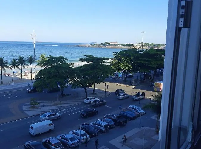 Real Apartments 391 - Beach Front Copacabana For Families And Groups