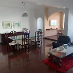 Real Apartments 391 - Frente mar em Copacabana com 3 quartos